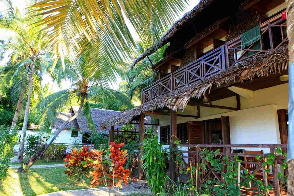 Ylang hôtel Ambondrona  Bagian luar foto