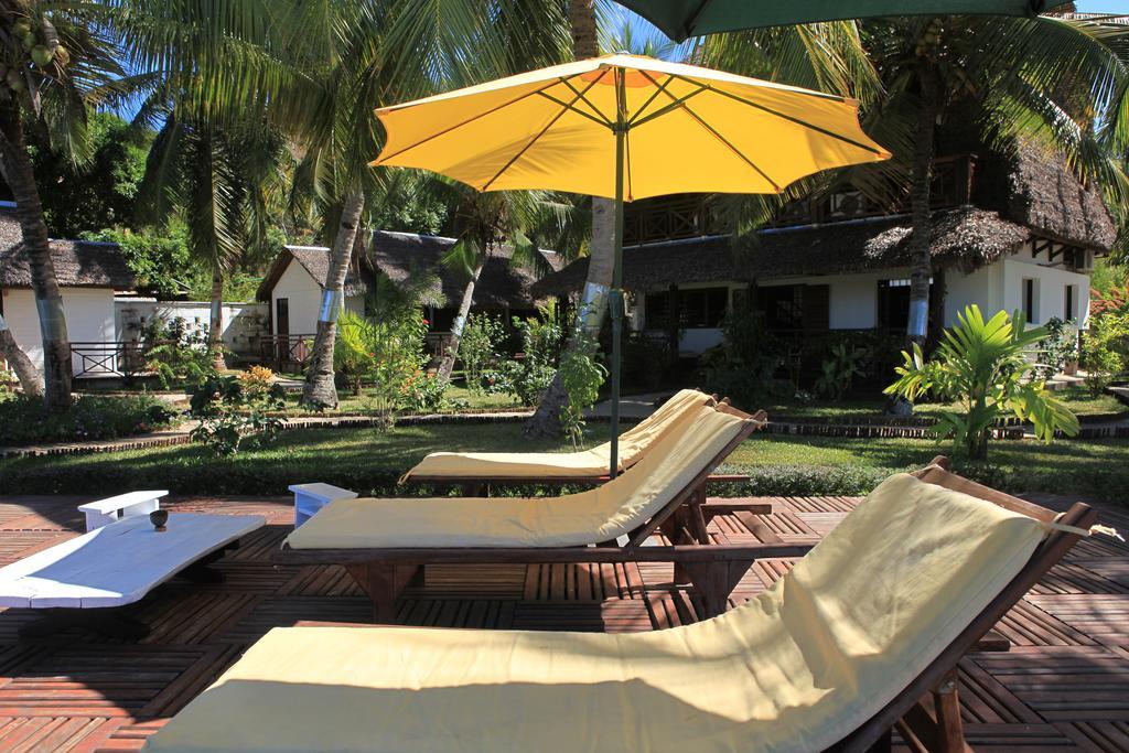 Ylang hôtel Ambondrona  Bagian luar foto