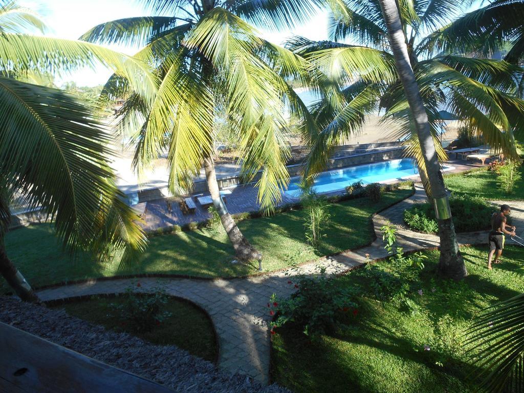 Ylang hôtel Ambondrona  Ruang foto