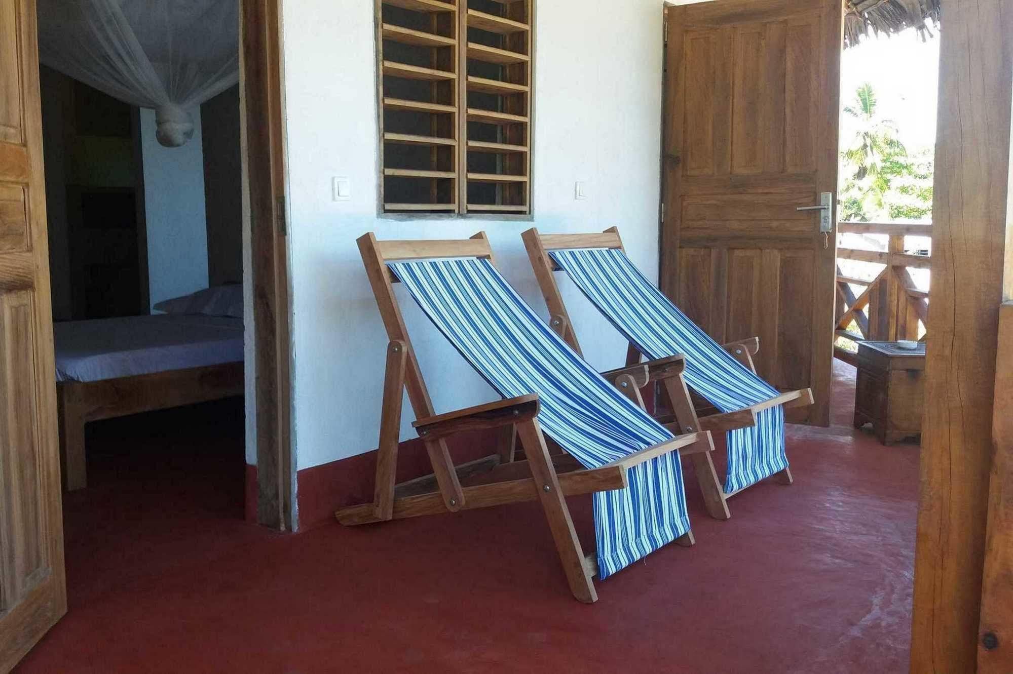 Ylang hôtel Ambondrona  Bagian luar foto